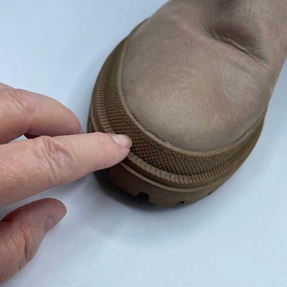 Lucky Brand size 9 Eabile Chelsie lug sole bootie. - Picture 2 of 10